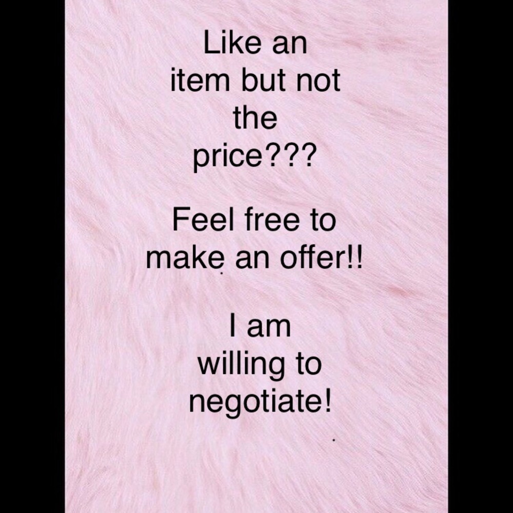 MAKE ME AN OFFER!!!!☺️